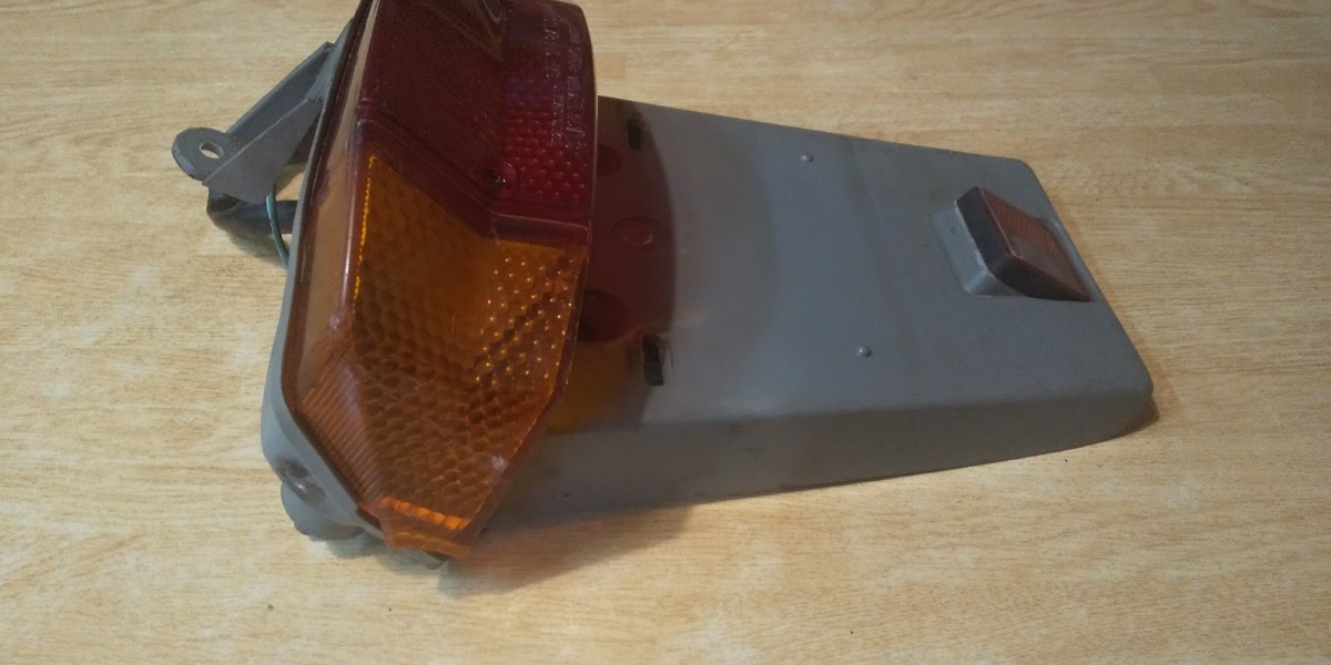 ホンダ AC クレージュタクト スーパータクト AF09 純正テールランプ