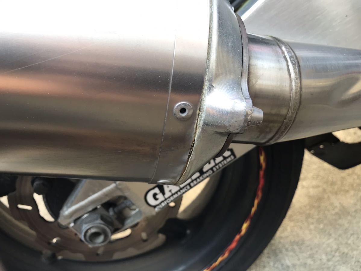 中古 AKRAPOVIC ボルトオン チタンサイレンサー CBR929RR/CBR954RR