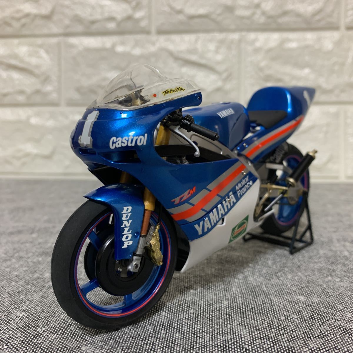 プラモデル タミヤ ハーレー・ダビッドソン1:6SCALE FLH1200(ポリス