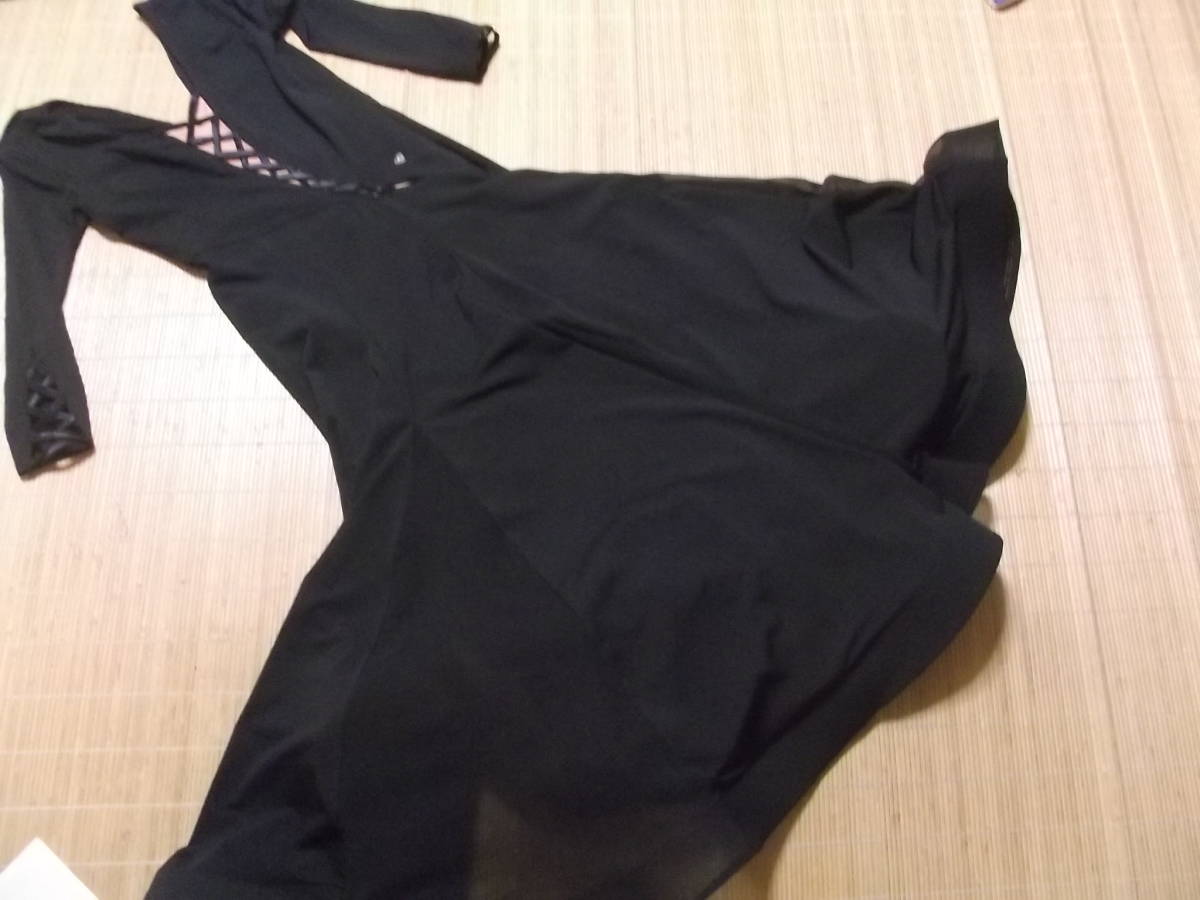 美品　社交ダンス用　ストレッチある　インナー一体レオタードタイプ　黒　フレアスカート　ワンピース　ドレス衣装