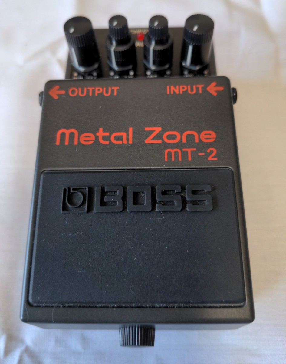 BOSS ボス METAL ZONE MT-2 Metal Zone ギター エフェクター MT-2 Zone