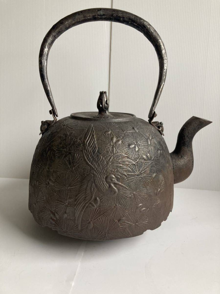 南部盛岡釜師『佐々木薫山』作桜花紋鉄瓶共箱栞付未