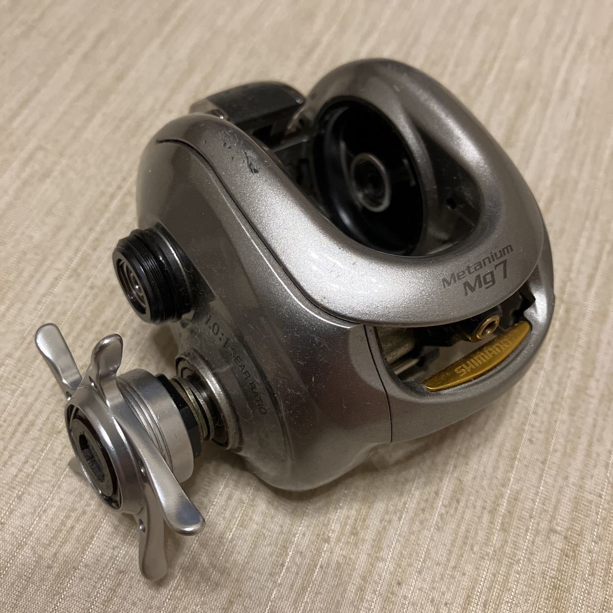 シマノ　ベイトリール　07 メタニウム mg　ライト　右ハンドル　ボディのみ　中古　送料無料