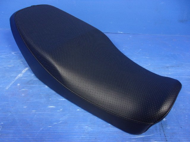 T 027 Y'SGEAR ワイズギア ローダウンシート ヤマハ SR400 '19 5型用