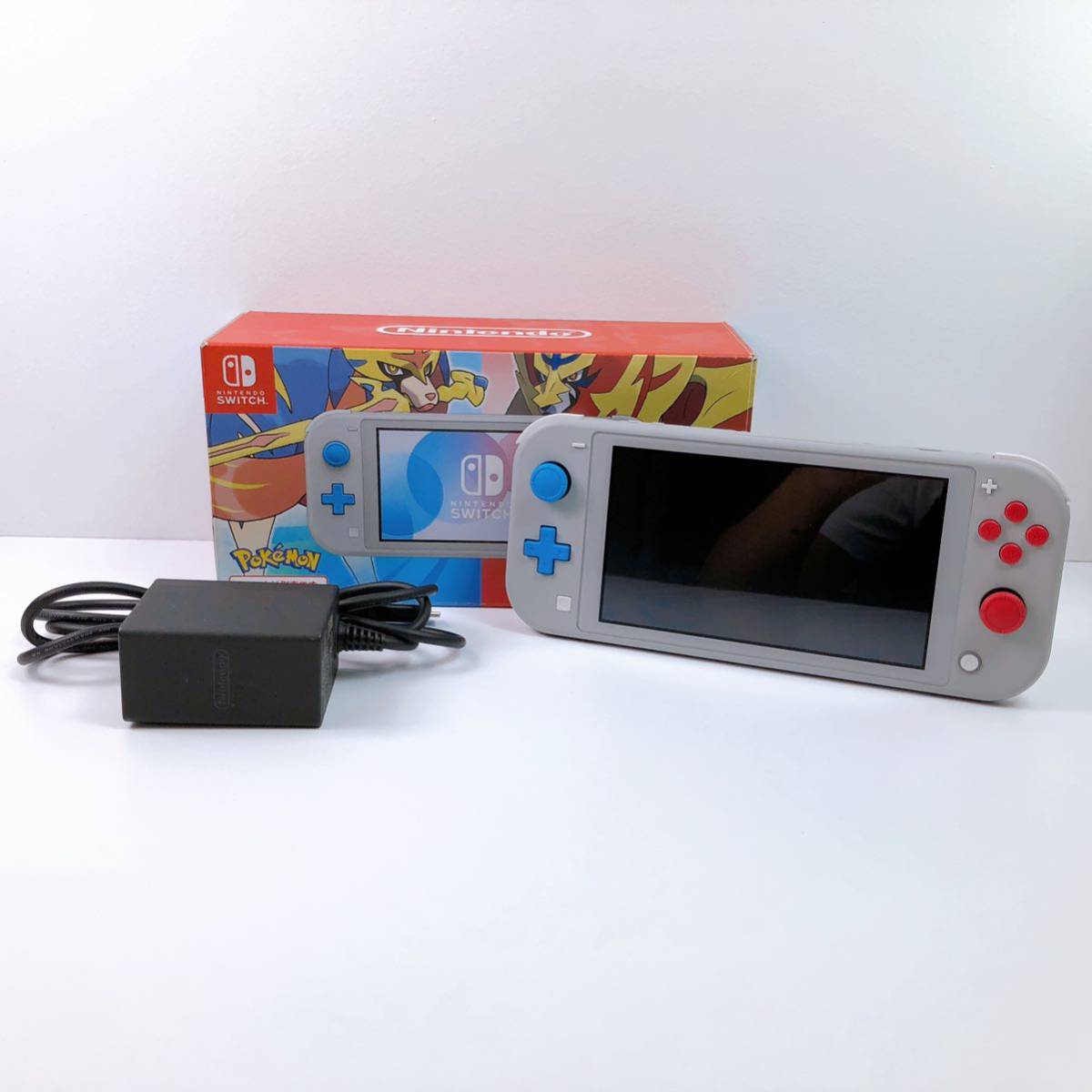 動作品Nintendo Switch Lite ザシアンザマゼンタ本体 32【中古】Nintendo Switch Lite ザシアン ザマゼンタ ニンテンドー