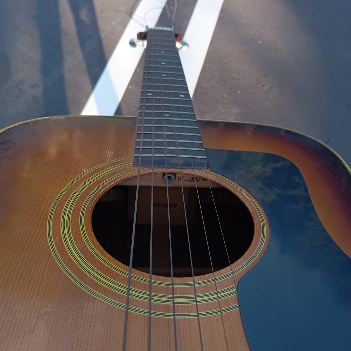 MOUNTAIN アコースティックギター 6弦 MOUNTAIN アコースティック