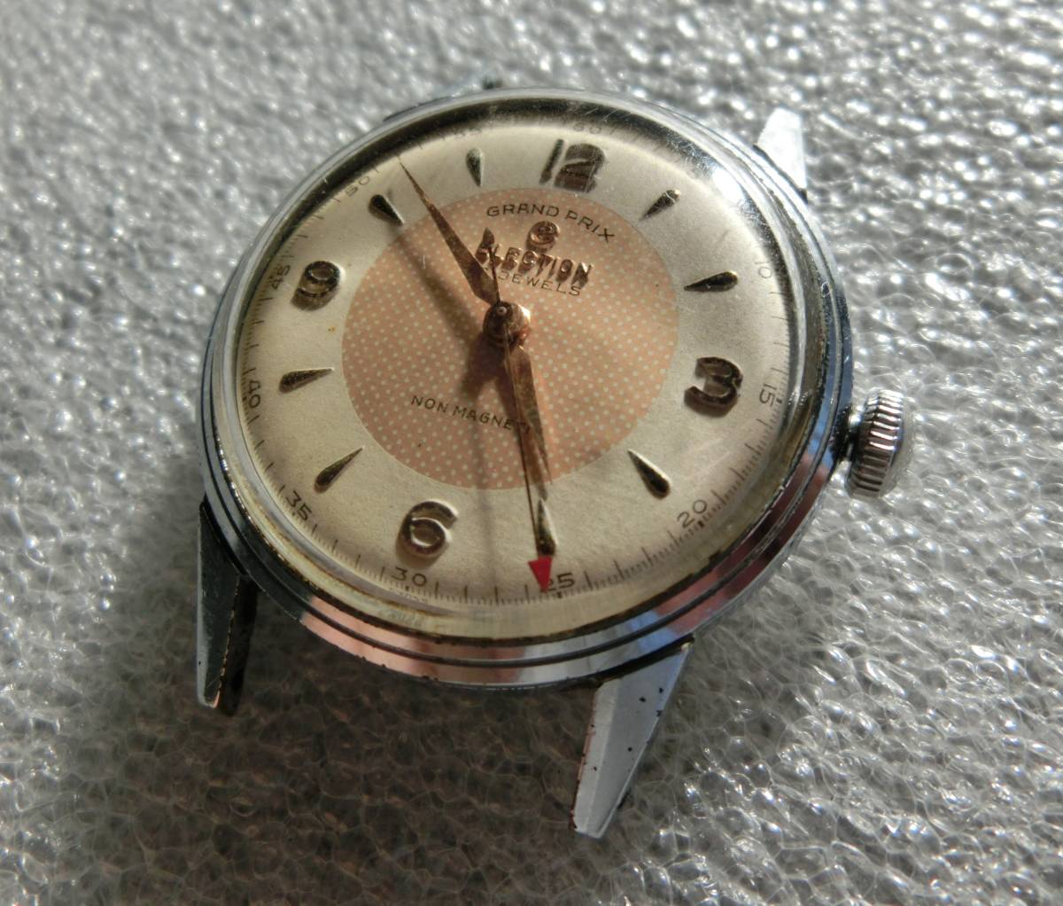 スイス製の古時計　骨董　アンティーク　極美品　稼働　手巻き　紳士物　メンズ