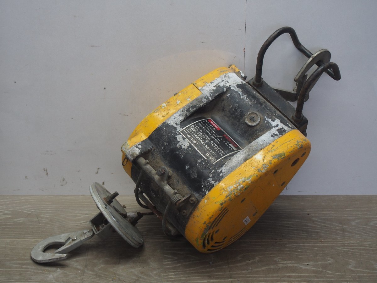 ☆3R0703-5 RYOBI リョービ 小型ウインチ WI-61C 最大巻上荷重 60kg ワイヤーロープ 4mm×21m ジャンク