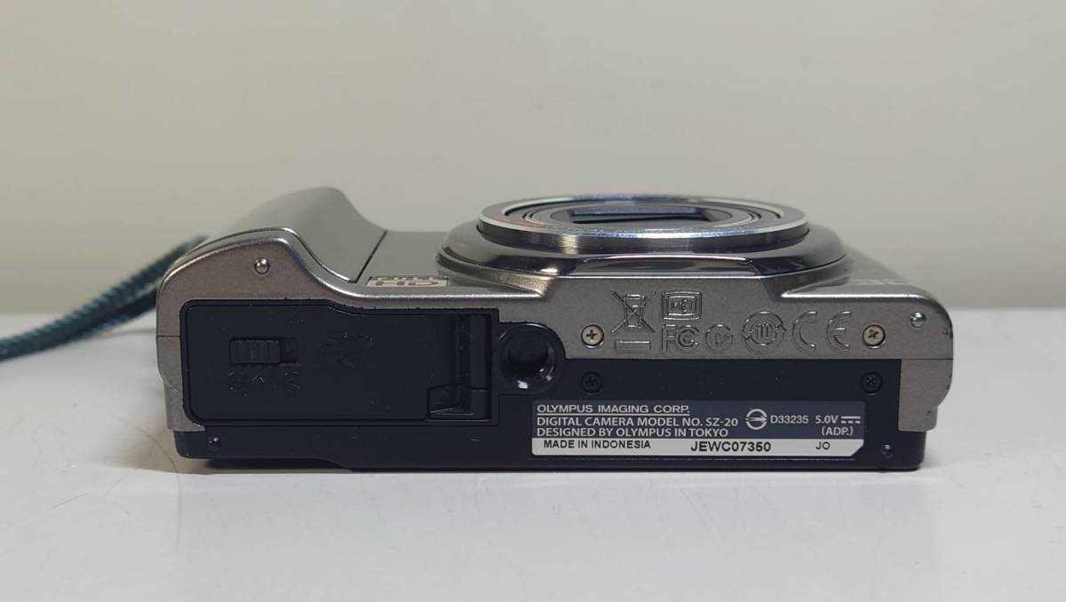 KN4011 【ジャンク品】 オリンパス Olympus SZ-20 コンパクトデジタル