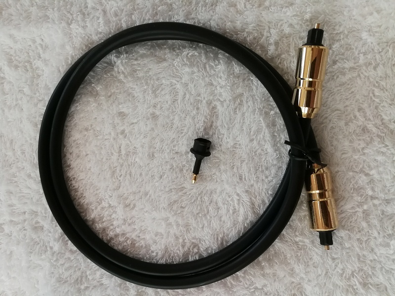 PROCABLE推奨　光ケーブルを超えるドイツ製光ケーブル1.0ｍ