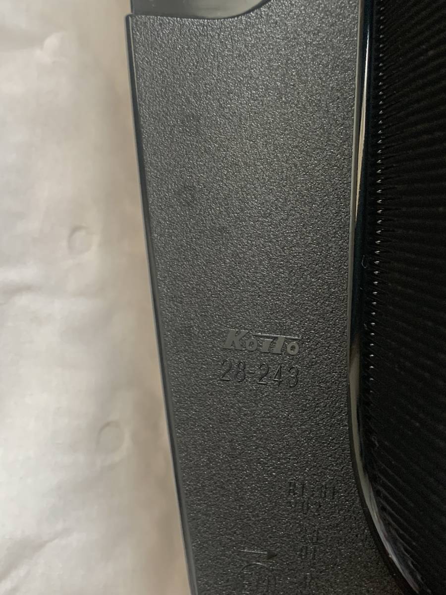 トヨタ VOXY ヴォクシー ZRR80 後期 右テールランプ KOITO 28-243