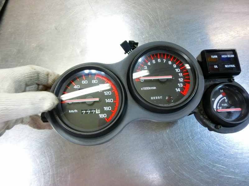 FZ400R 純正メーターAssy、美品☆46X、2EL