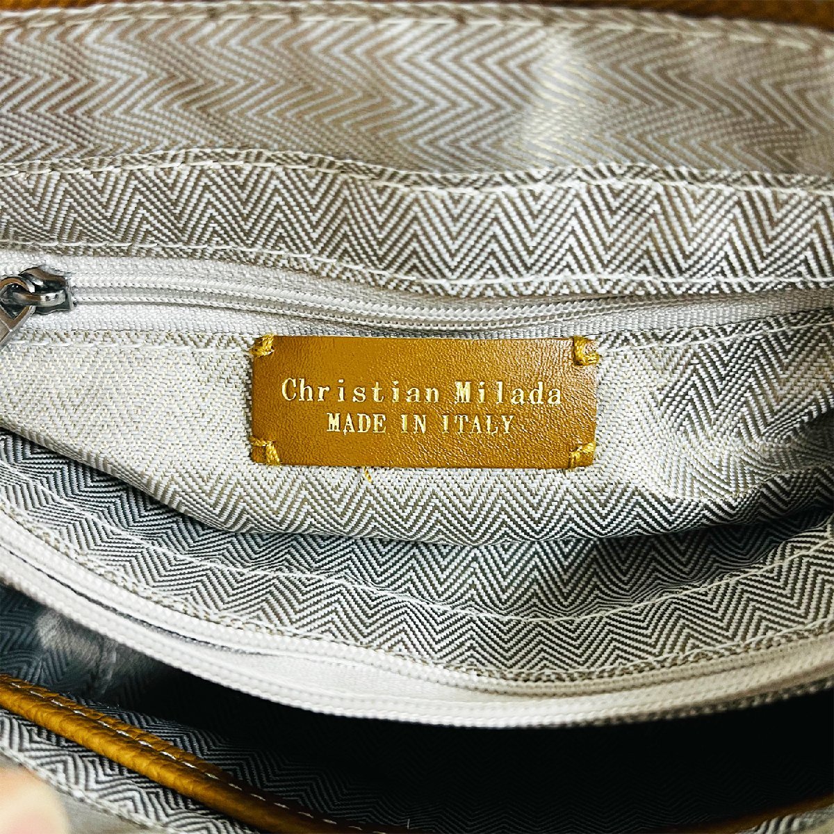Yahoo!オークション - 逸品EU製 定価12万 christian milada・ミラノ発 