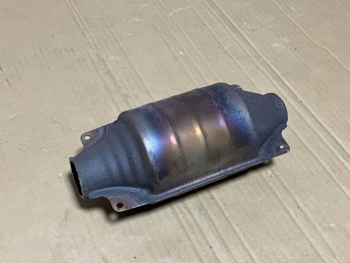 GH-SCP10 ヴィッツ 純正 触媒 T11 vitz 17410-23080 キャタライザー レアメタル 素材等に プラッツ scp11 scp10