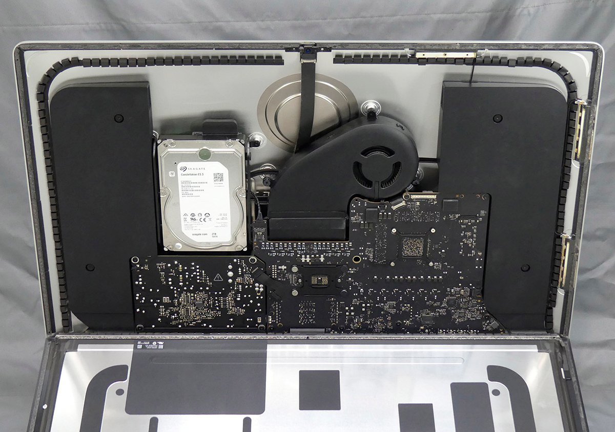 Apple iMac (Retina 5K, 27-inch, Late 2015) Core i5(4コア/3.30GHz