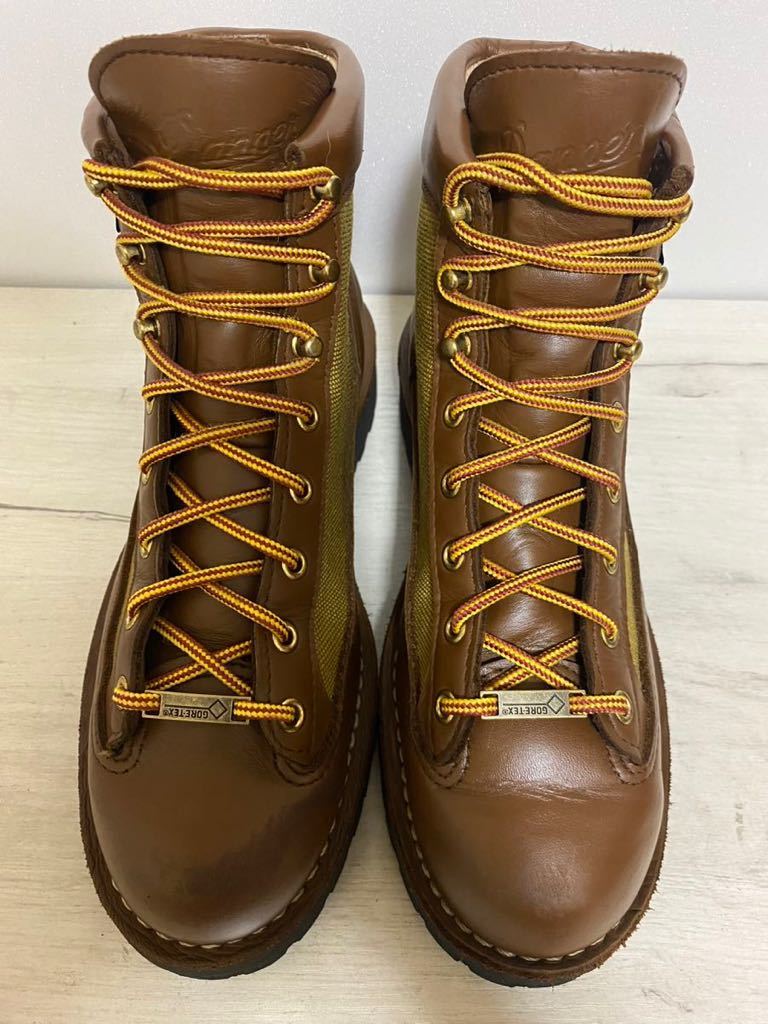 ☆使用少ない美品☆白タグ ☆Danner ダナーライト ブーツ 30440 
