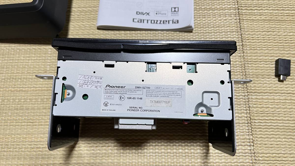 カロッツェリア DMH-SZ700 中古品(自動車関連グッズ)｜売買された 