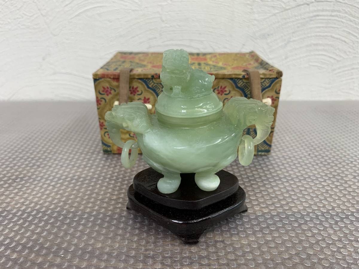 ☆在 お土産品 翡翠/ヒスイ 三足 香炉 中国美術 高さ約7.5cm☆(東洋