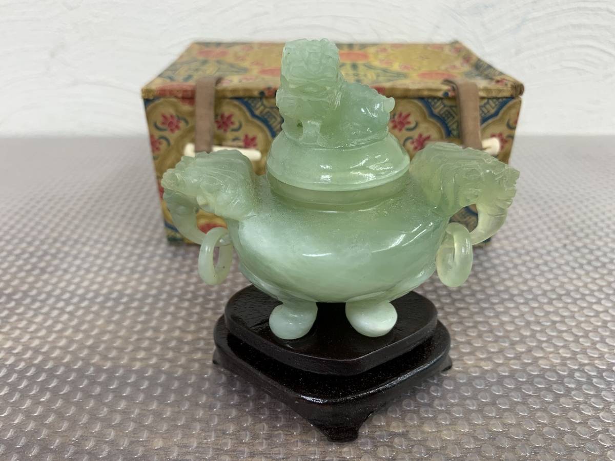 ☆在 お土産品 翡翠/ヒスイ 三足 香炉 中国美術 高さ約7.5cm☆(東洋