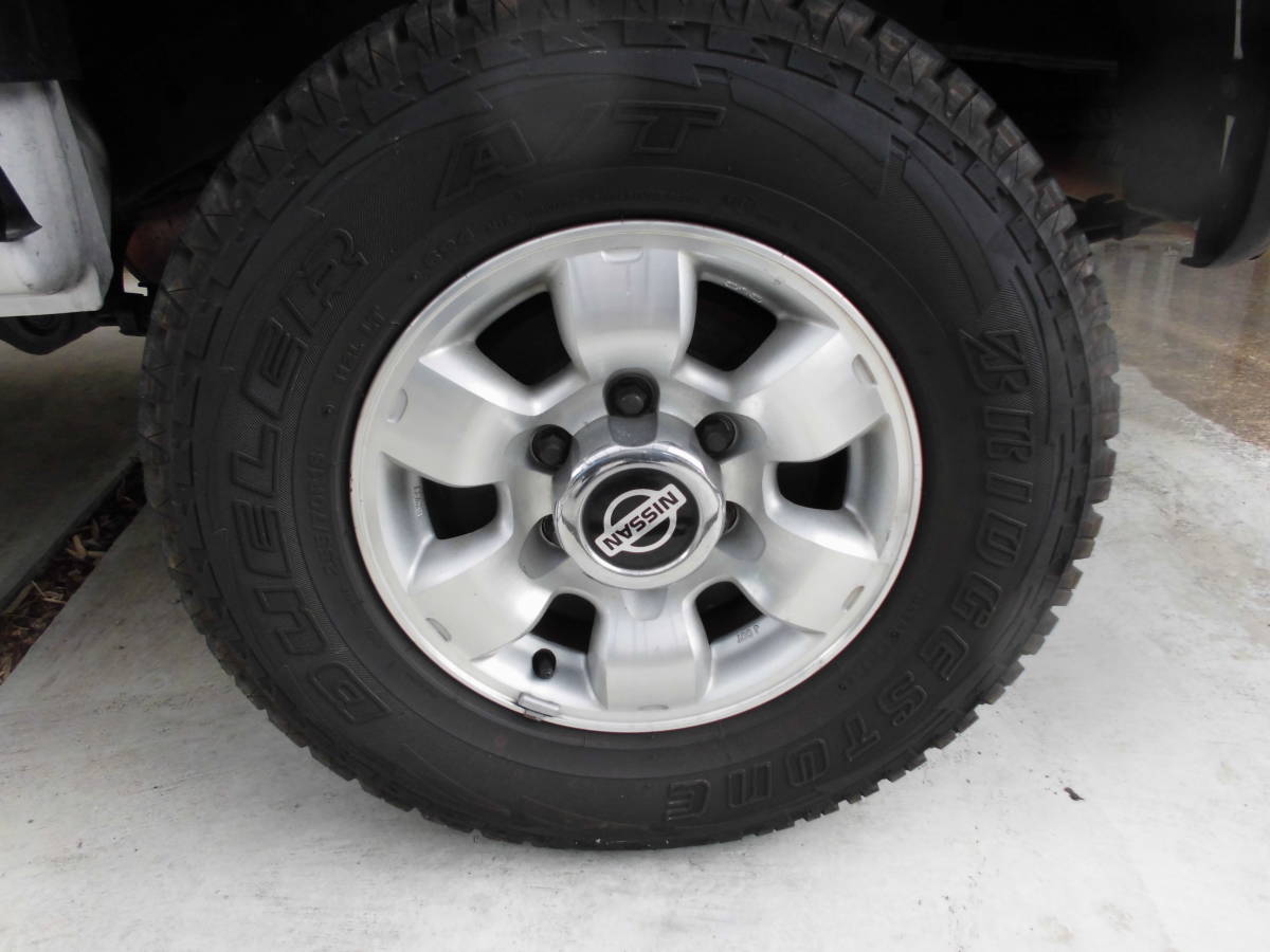 D22 ダットサン トラック センターキャップ 2個新品未使用 d22 