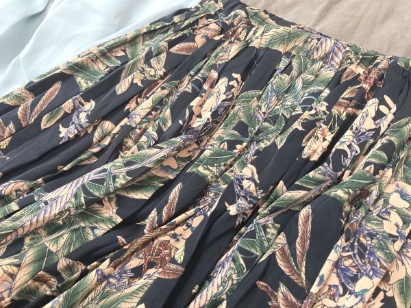定価総額10万円以上◇antiqua◇レディーストップスまとめ売り21