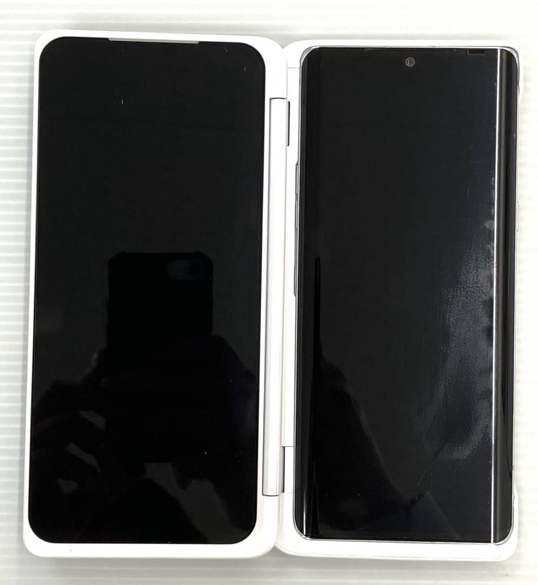 2658 LG VELVET L-52A オーロラホワイト docomo利用制限◯ 箱あり