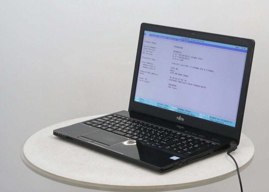 a LIFEBOOK AH47/U FMVA47UBC 8GB ストレージ無 Ω 富士通 LIFEBOOK
