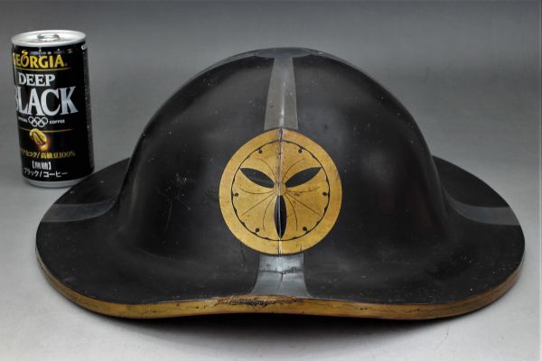 赤字超特価，定番人気 D085 陣笠 丸に三つ銀杏 銀十文字 金蒔絵 漆 武具 甲冑 兜 蔵出 古玩 珍蔵(甲冑（兜、鎧）)｜売買されたオークション情報、yahooの商品情報をアーカイブ公開 - オークファン 甲冑（兜、鎧）