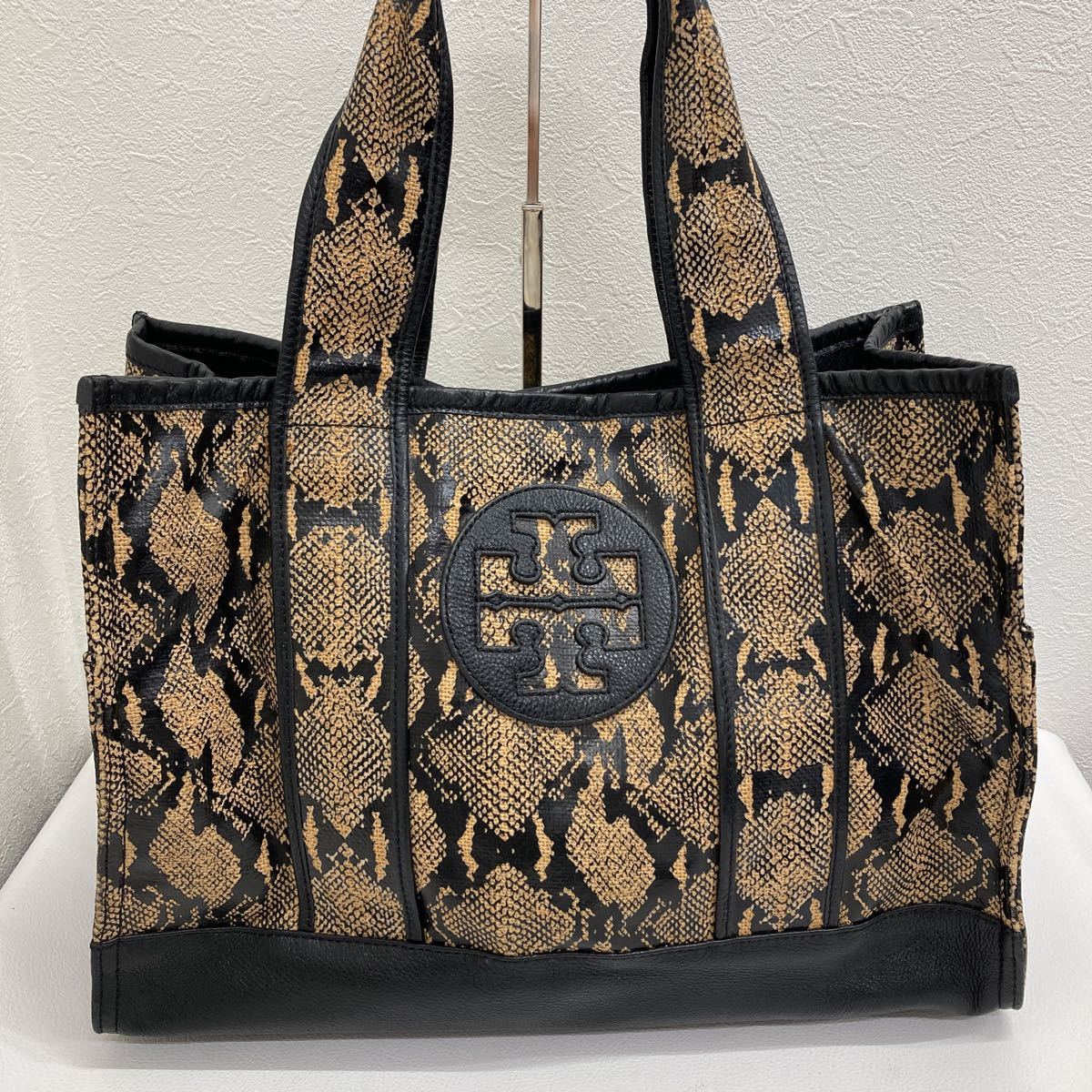 □3107 TORY BURCH パイソン柄 トートバッグ ハンドバック ブラック 
