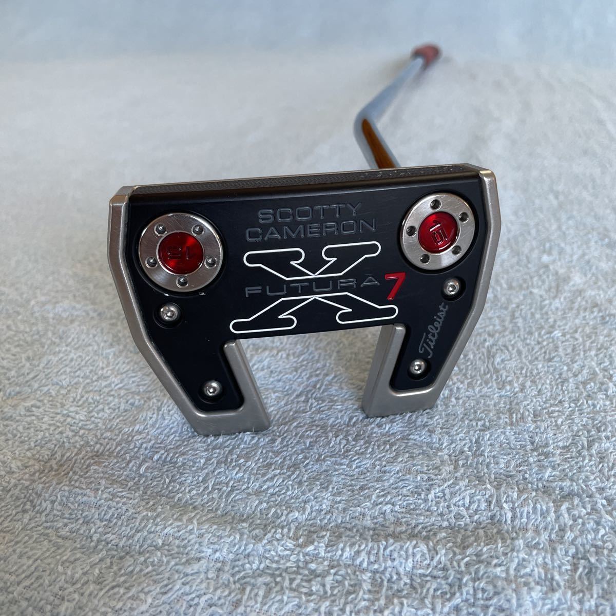  SCOTTY CAMERON FUTURA スコッティキャメロン フューチュラ Ｘ７ パター 34インチ(スコッティ・キャメロン)｜売買されたオークション情報、yahooの商品情報をアーカイブ公開 - オークファン 男性右きき用