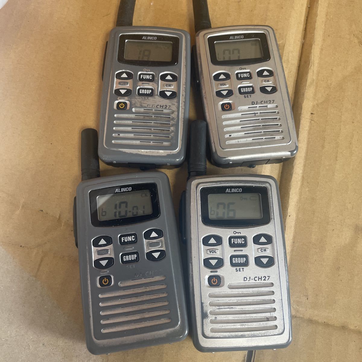 美品 (06）アルインコ 特定小電力トランシーバー DJ－CH27 4台