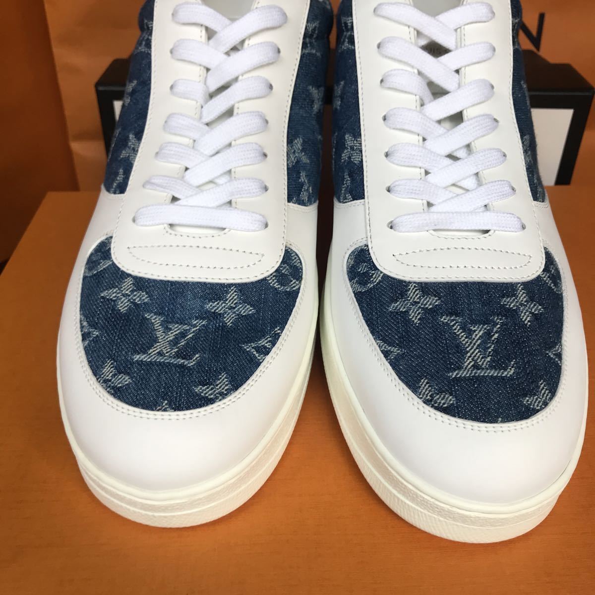 ルイヴィトン スニーカー リヴォリライン デニム ロゴ モノグラム 靴  