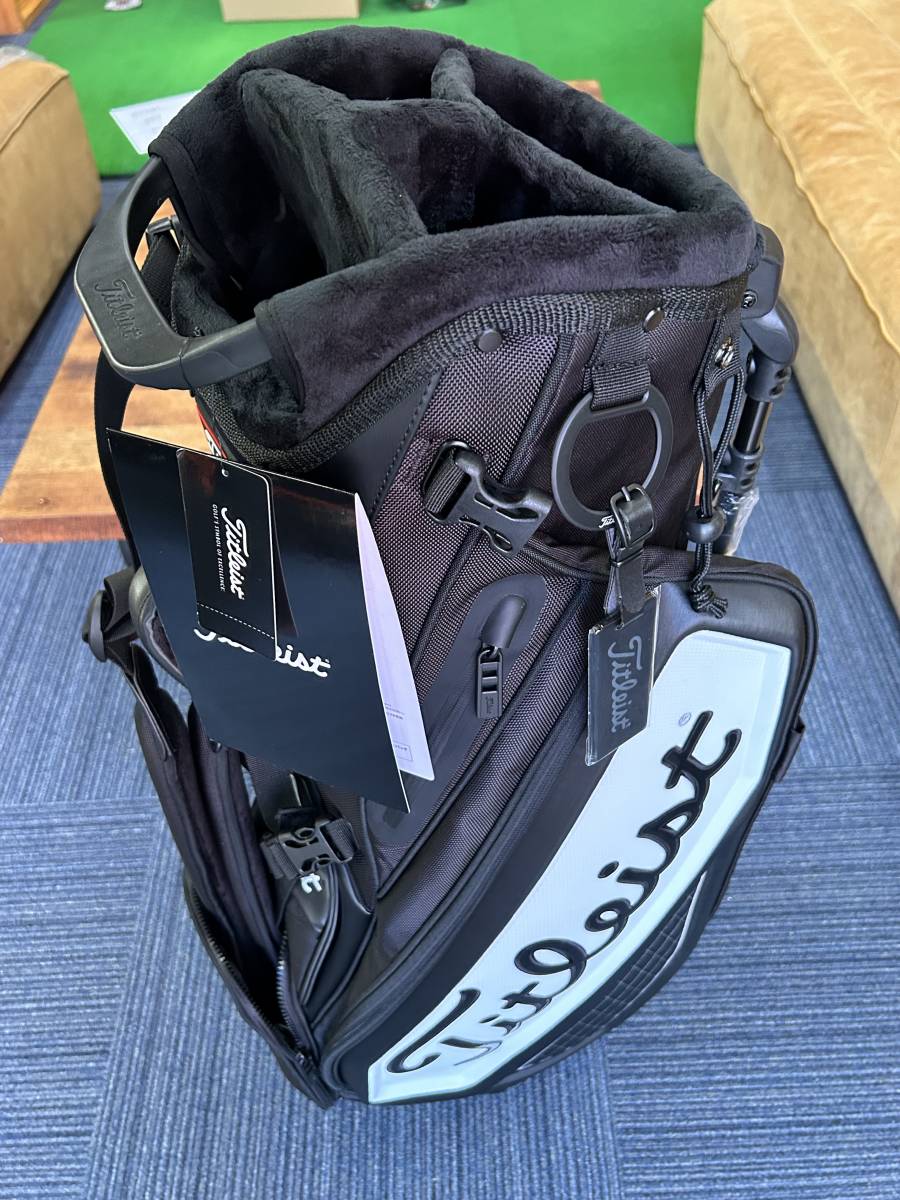 新品税込！　タイトリストプレミアム スタンドバッグTB20SXSF　ブラック/ホワイト　日本正規品