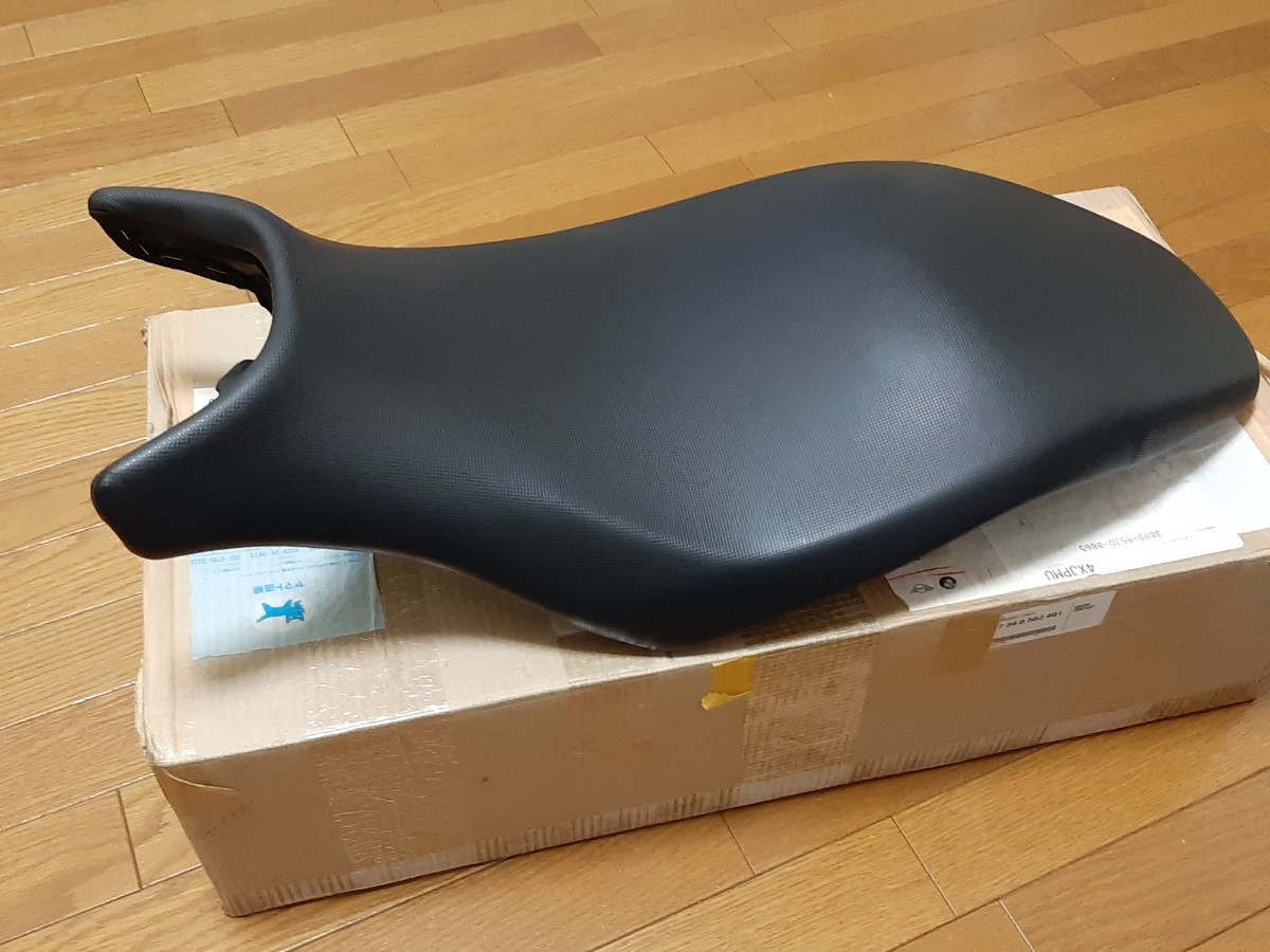 アンコ抜き BMW G310R G310GS シート ローダウン加工 足つき改善 