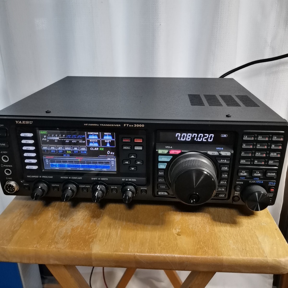 ■YAESU　FTDX3000 (100W) HF/50MHz機　八重洲無線