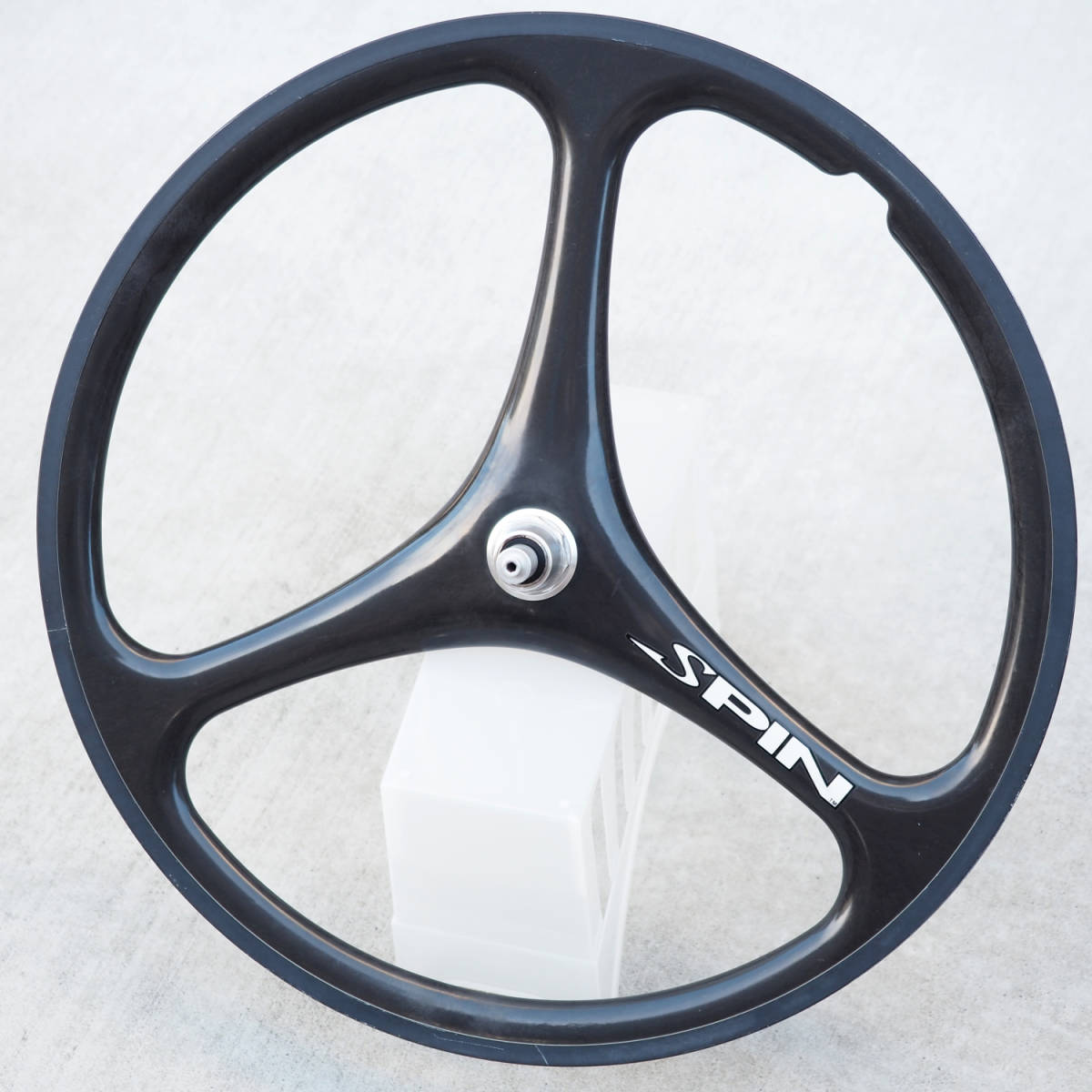 SPIN カーボンホイール 26インチ Rのみ レア物 カーボン SPIN 26インチ