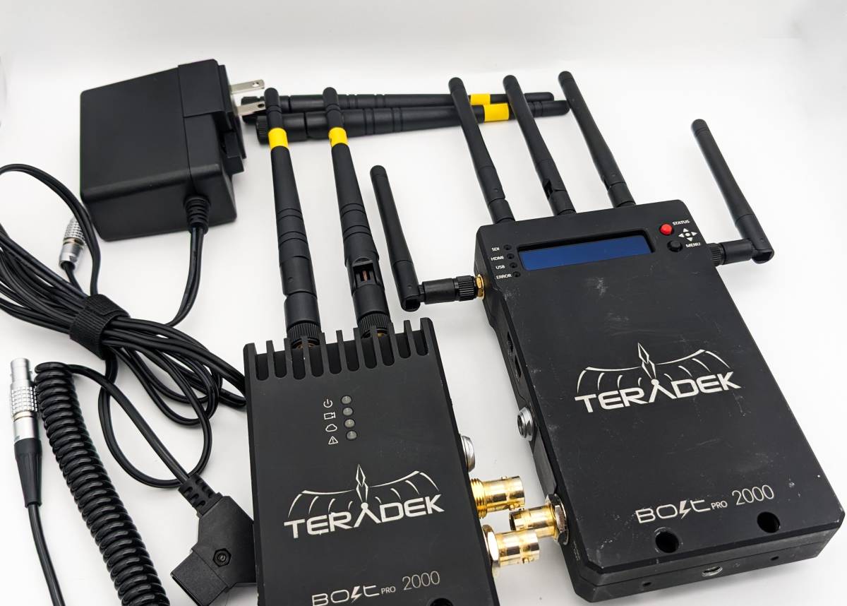 TERADEK BOLT PRO 2000 ビデオトランスミッター　ケース付き　中古