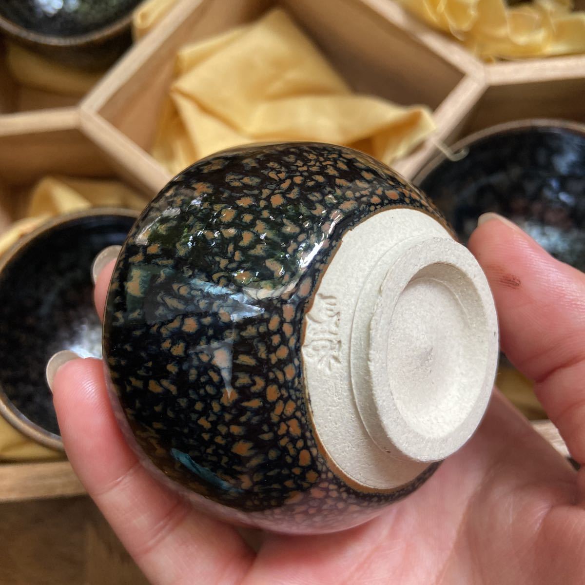 木村盛和 作 鷓鴣斑天目釉 サイズ 6.5cm x 4.3cm 共布・共箱 茶道具 
