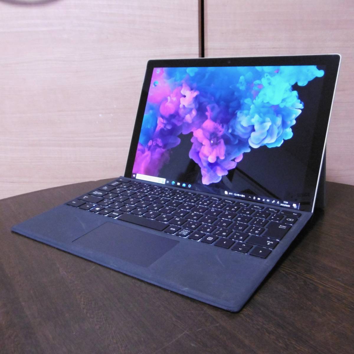 □Surface Pro6（i5 8350U/8GB/256GB）AC & キーボード付属！□ 【公式