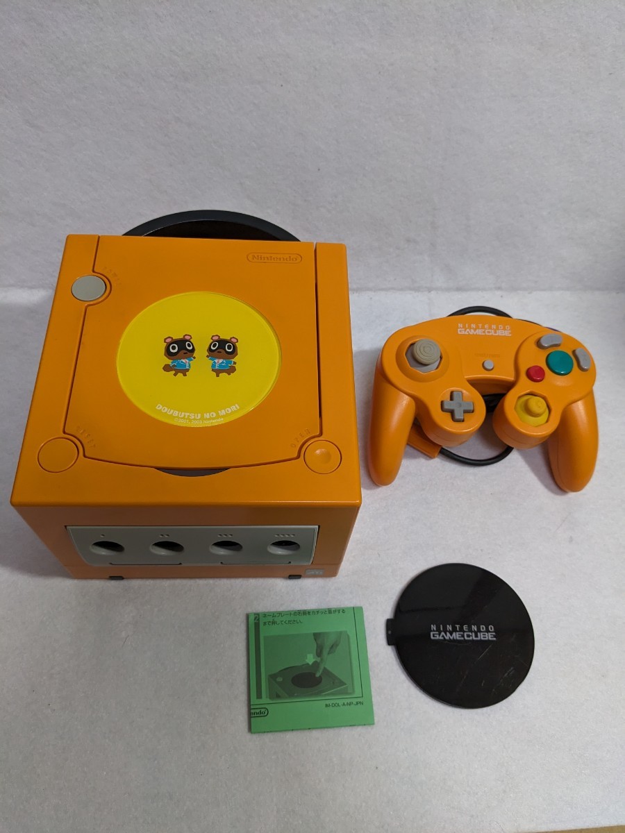 ニンテンドーゲームキューブ本体　コントローラー　どうぶつの森ネームプレート付き