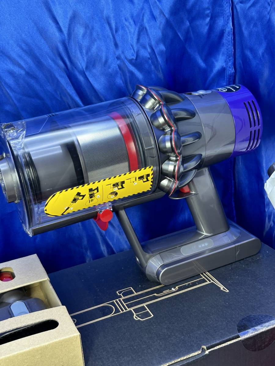 美品 新品多数 dyson V10 Fluffy SV12 メンテナンス済 新品 美品 新品多数 dyson V10 Fluffy SV12 メンテナンス済 新品