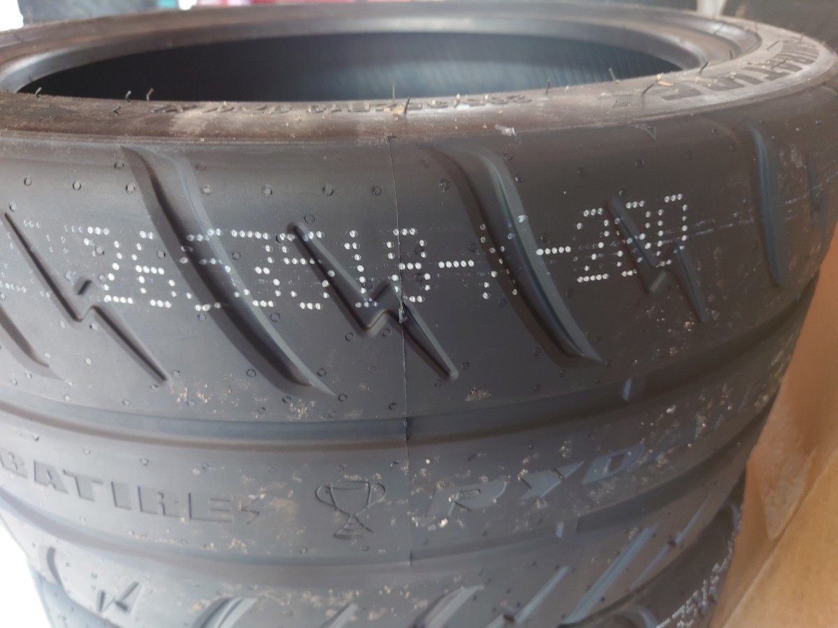 新品未使用!シバタイヤ TW280 新モデルパターン 265/35R18 265/35/18 4 