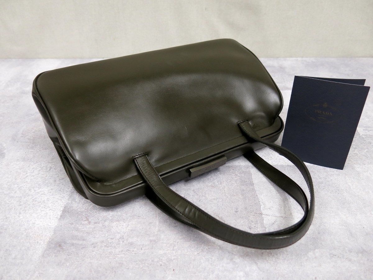 ○超美品○PRADA プラダ○カーフ レザー 本革○がま口 ハンド バッグ 