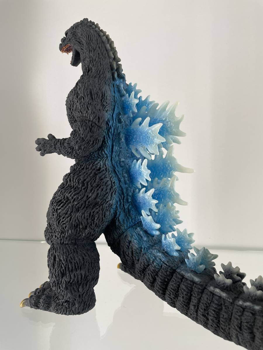 値下げ】S.H.MonsterArts【ゴジラ(2001) 執念深く 】酒井ゆうじ