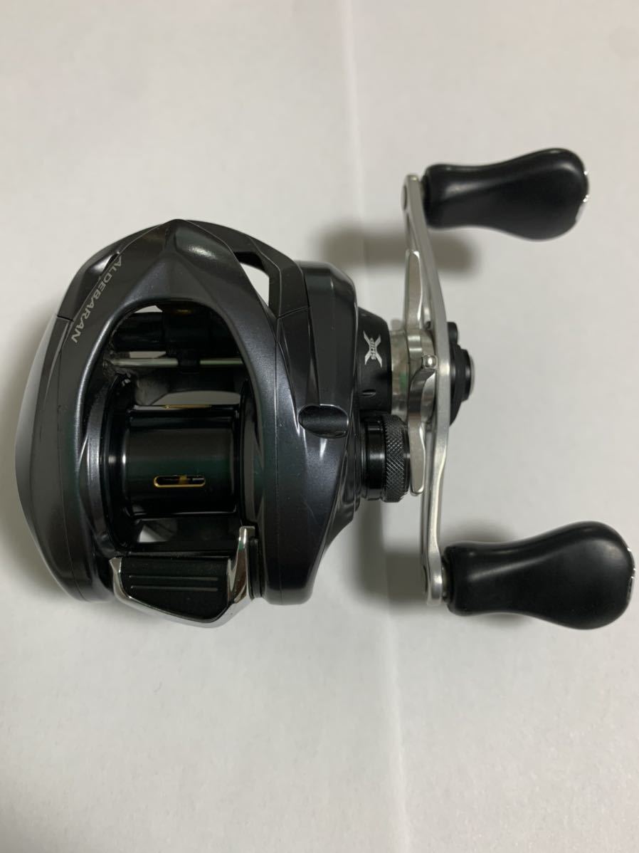 シマノ 15 アルデバラン 50 右ハンドル シマノ 右ハンドル 0 シマノ 15 アルデバラン 50 右ハンドル シマノ 右ハンドル 0