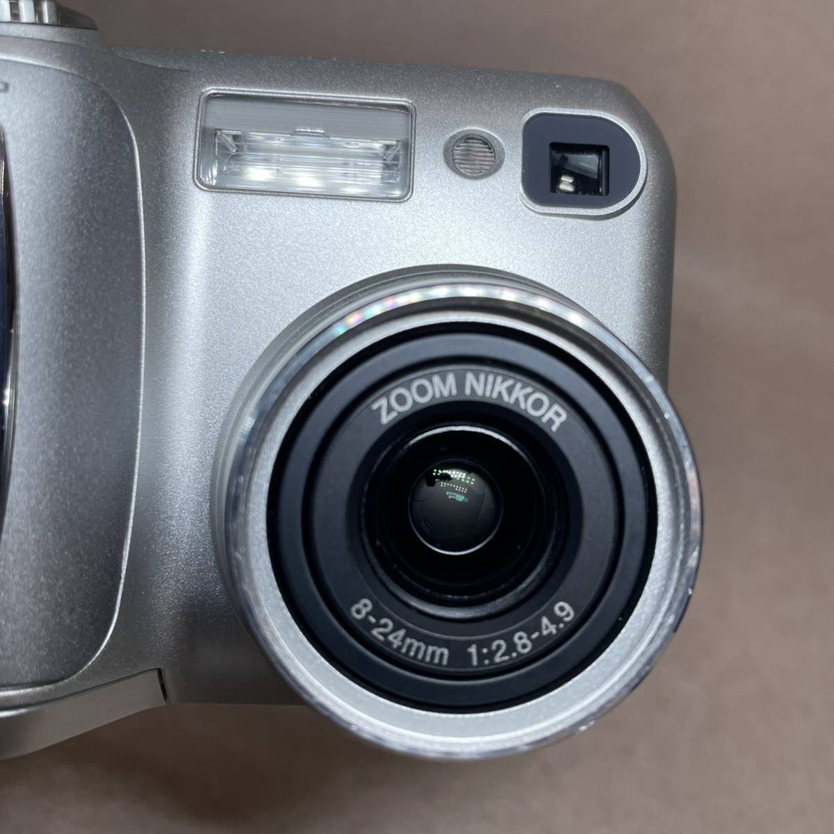 Nikon ニコン COOLPIX E4300 コンパクトデジタルカメラ Nikon E4300 COOLPIX 4.0MP Digital Camera - Coolpix 0 （133
