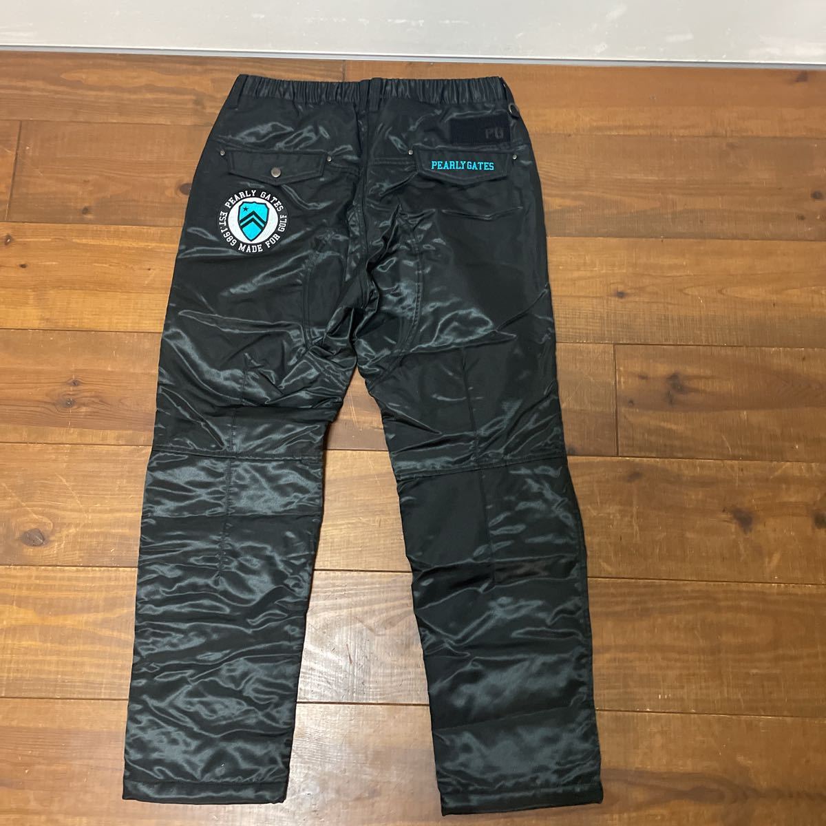 定価31900円 2 パーリーゲイツ 中綿裏生地一体型素材Octa ロングパンツ