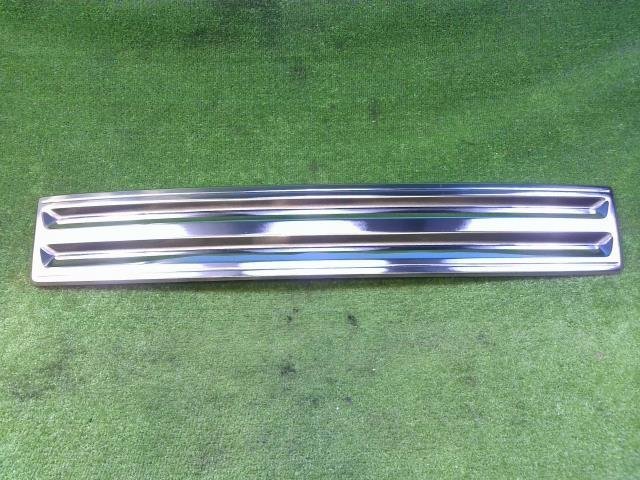 キャリィ DA16T ラジエータグリル メッキ　中古