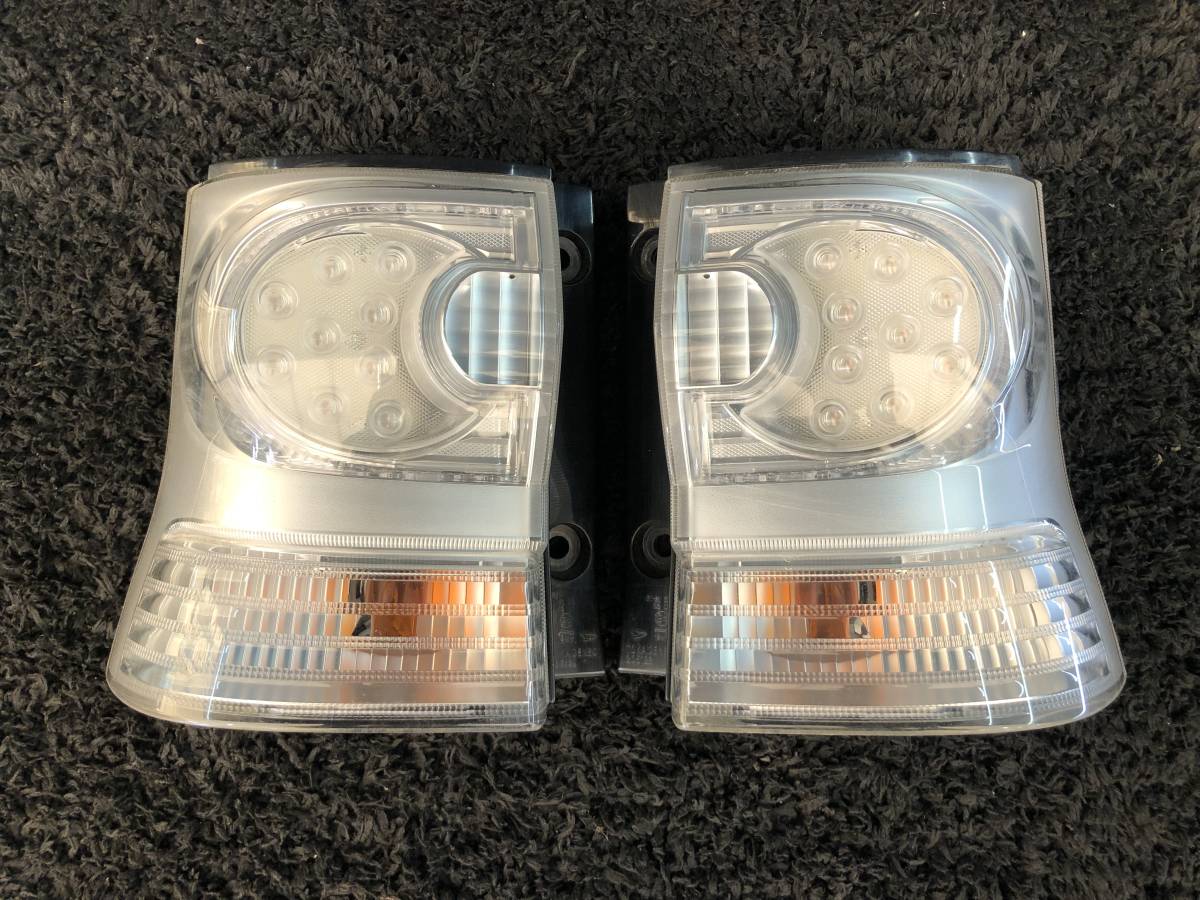 ☆点灯OK 動画有☆ フィット GP1 純正 LED クリアテール テールランプ