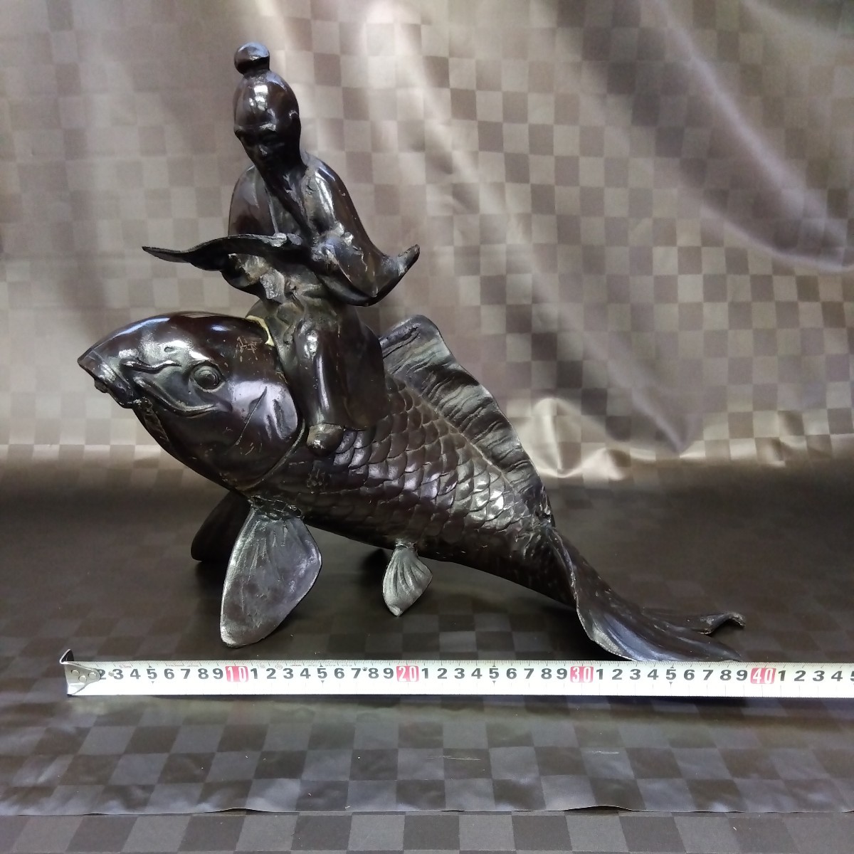 鉄置物 鯉仙人 金属工芸 のったり香炉 高さ約35センチ 幅